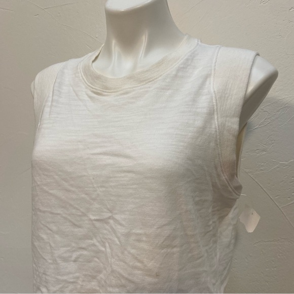 FAHERTY WHITE ORGANIC COTTON SUNWASHED SLUB MUSCLE SUSTAINABLE TANK TOP - Picture 5 of 15
